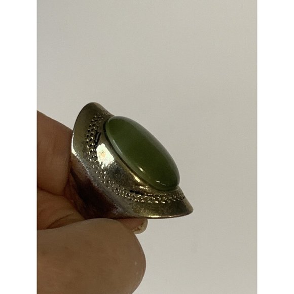 Vintage Green Chalcedony statement Ring - Picture 4 of 14